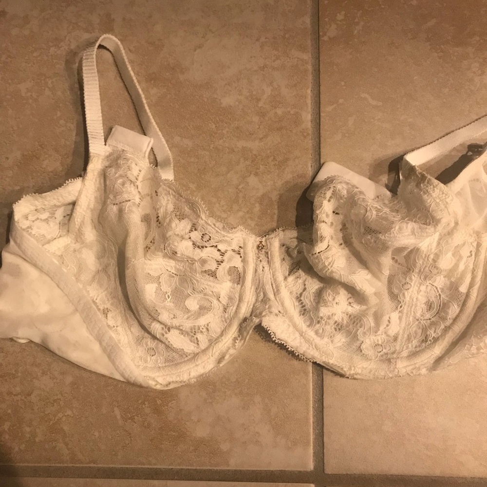 Le Mystere bra